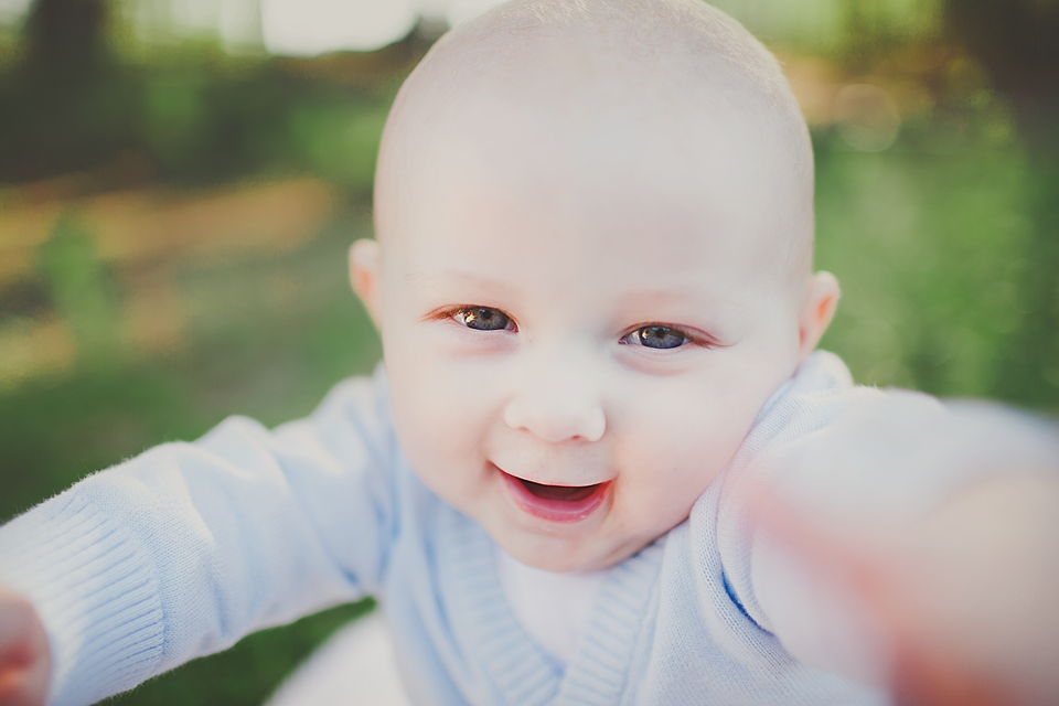 Tustin Orange County family session in park. Cedar Grove Park Tustin California session